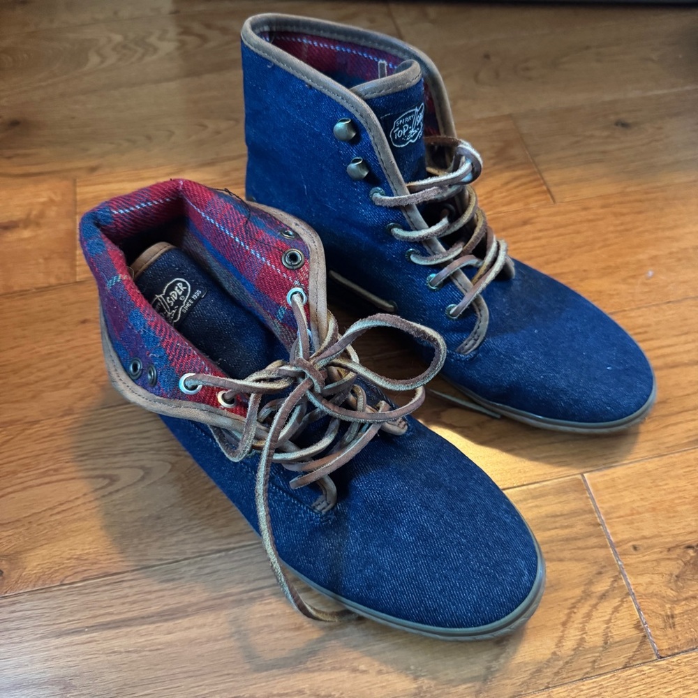 Sperry women’s top sider fold over high top sneakers size 6.5